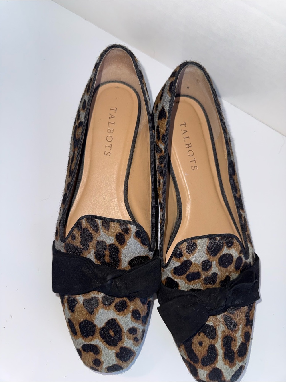 TALBOTS leopard print calf hair mobwife classic flat loafers with velvet bow 8 - Picture 3 of 5